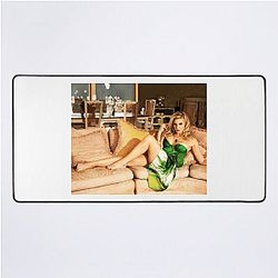 Red Carpet Queen Katee Sackhoff Mouse Pads