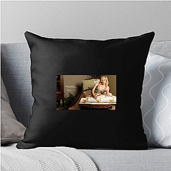 Hollywood Starlet Katee Sackhoff Pillows Cover