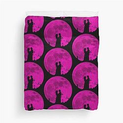 Carla Gugino Kathryn Newton Cole Sprouse Lisa Frankenstein Movie Duvet Cover