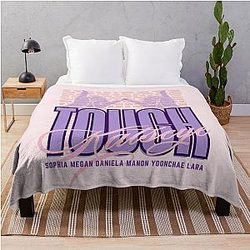 Touch Katseye Art Throw Blanket