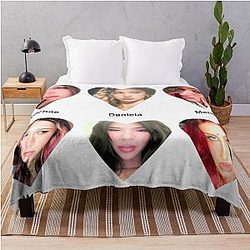 Katseye Throw Blanket
