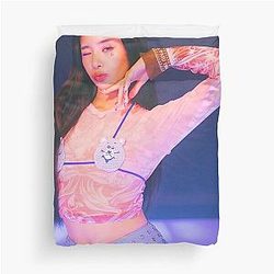 Katseye Sophia Duvet Cover