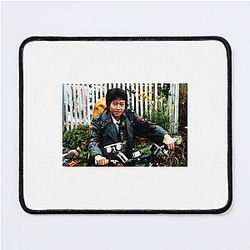 Breakout Star Ke Huy Quan Mouse Pads