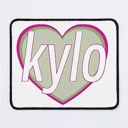 Kylo Ren Heart Green Mouse Pad