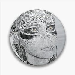Sad Laezel Pin