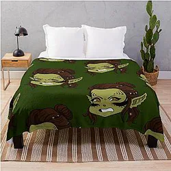 Chibi Laezel Throw Blanket
