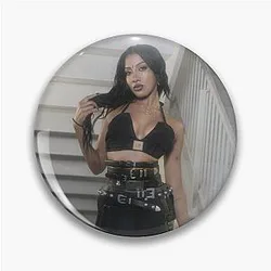 Lara Raj - Katseye Pin