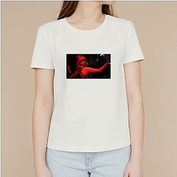 Last Night in Soho is a stylish and unsettling film Last Night In Soho T-Shirts