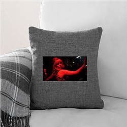 Last Night in Soho is a stylish and unsettling film Last Night In Soho Pillows Cover