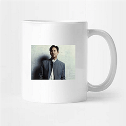 Academy Award Winner Lee Jung Jae Mugs