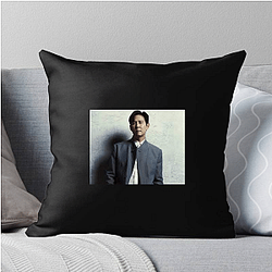 Academy Award Winner Lee Jung Jae Pillows Cover