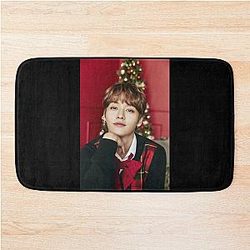 Lee Min Ho Stray Kids Christmas Mag Bath Mat