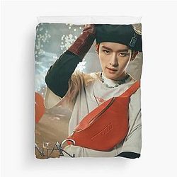 Lee Min Ho Stray Kids Maniac MAG Duvet Cover