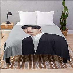 Lee Min-ho Art Throw Blanket