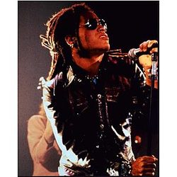 Posterazzi Lenny Kravitz On Stage in Sunglasses Photo Print 8 x 10 Item # MVM52216