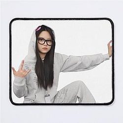 Eunchae LE Sserafim Mouse Pad