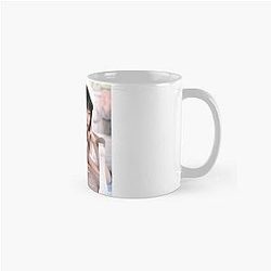 LE SSERAFIM CHAE WON Classic Mug