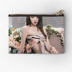 LE SSERAFIM Sakura Zipper Pouch