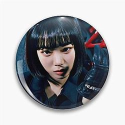 Le Sserafim - Kim Chae Won Pin