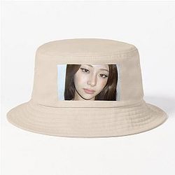 Le Sserafim Exclusive Merchandise – Stylish Apparel & K-pop Gifts Bucket Hat