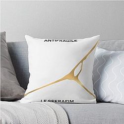 LE SSERAFIM Antifragile Throw Pillow