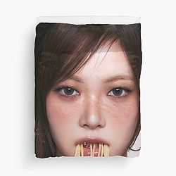 LE SSERAFIM EUNCHAE Duvet Cover