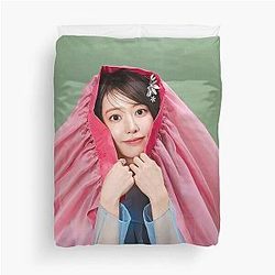 LE SSERAFIM Merchandise - Limited Edition K-pop Apparel & Accessories Duvet Cover