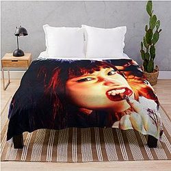 LE SSERAFIM Merch Limited K-Pop Apparel & Accessories Throw Blanket