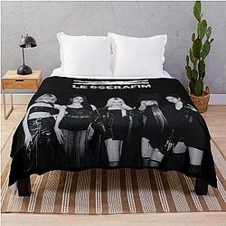 LE SSERAFIM KPOP Throw Blanket