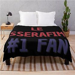 Le Sserafim Fan Throw Blanket