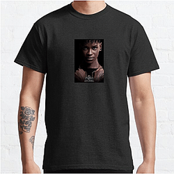 Red Carpet Queen Letitia Wright T-Shirts