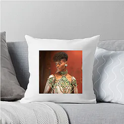 Academy Award Winner Letitia Wright Pillows Cover