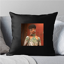 Academy Award Winner Letitia Wright Pillows Cover