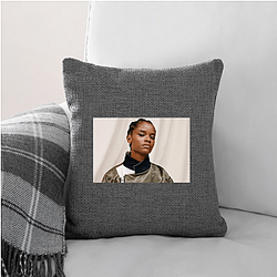 Hollywood Starlet Letitia Wright Pillows Cover