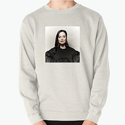 Style Icon Lily Gladstone Sweatshirts