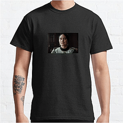 Red Carpet Queen Lily Gladstone T-Shirts