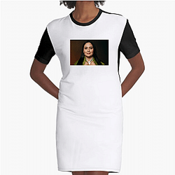 Breakout Actress Lily Gladstone Dresses