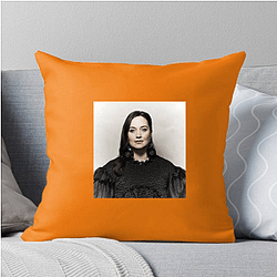 Style Icon Lily Gladstone Pillows Cover