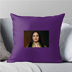 Breakout Actress Lily Gladstone Pillows Cover
