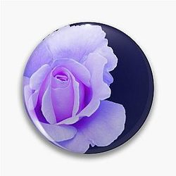 Liv Tyler Tea Rose Pin
