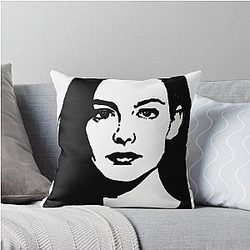 Liv Tyler Pillow