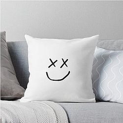 Louis Tomlinson Throw Pillow
