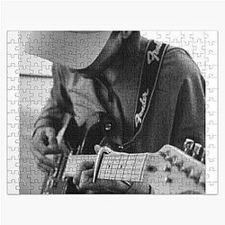 Louis Tomlinson playing guitar Puzzle