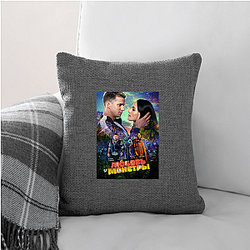 Love and Monsters stars Dylan O'Brien Love And Monsters Pillows Cover