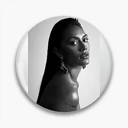 Leading Lady Luciane Buchanan Pins
