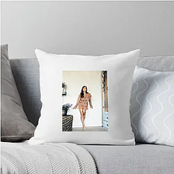 Legendary Actress Luciane Buchanan Pillows Cover