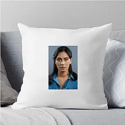 Breakout Actress Luciane Buchanan Pillows Cover