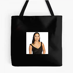 Red Carpet Queen Luciane Buchanan Bags
