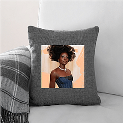 Red Carpet Queen Lupita Nyongo Pillows Cover