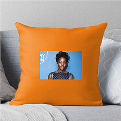 Style Icon Lupita Nyongo Pillows Cover